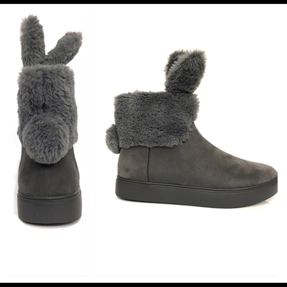 ⚡️FLASH SALE⚡️CUTE Bunny Ear Booties Winter cozy!!